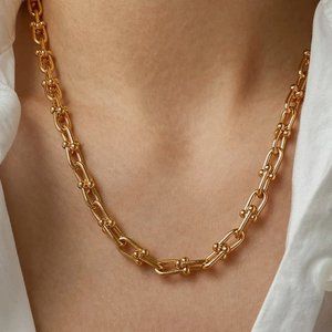 Do Not Buy !   Gold Chain Choker Necklace